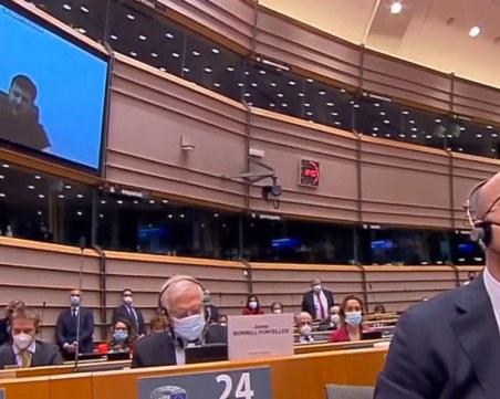 Зеленски към ЕС: Плащаме най-високата цена за свободата – не ни обръщайте гръб, докажете, че сте европейци!