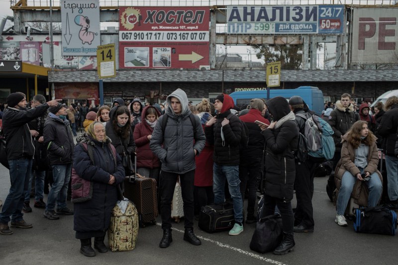 Над 70 лекари доброволци са заявили готовност да помагат на