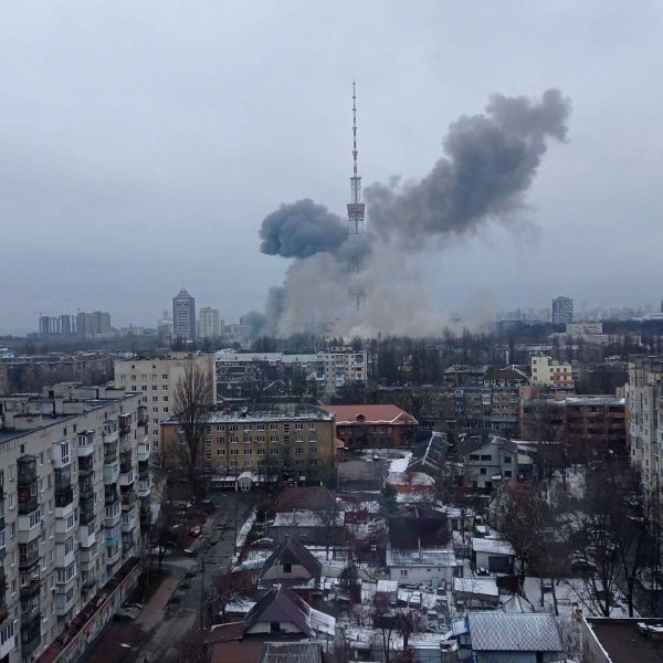 Има жертви и ранени след атаката на телевизионната кула в Киев