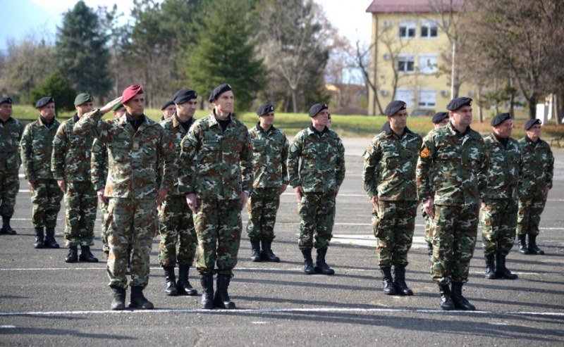Правителството на Северна Македония ще дари военни материали и оборудване