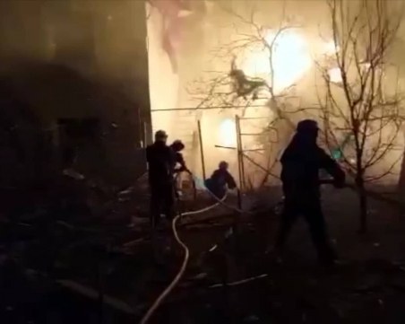 Бомбардираха украинския град Житомир