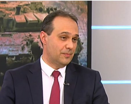 Драгомир Заков: Има паритет в ядрените сили в света - такава война не може да бъде спечелена