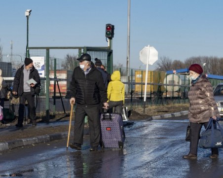 Успяха да евакуират още няколко автобуса от Украйна, бежанците вече са в България