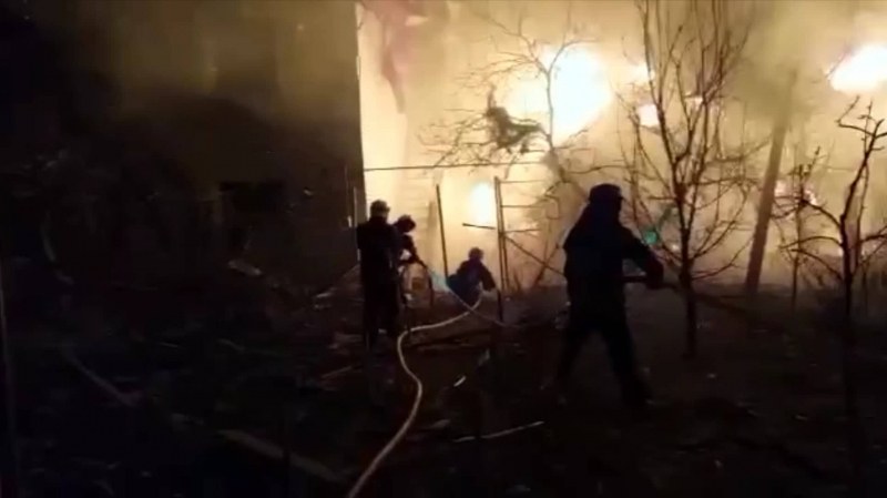 Бомбардираха украинския град Житомир