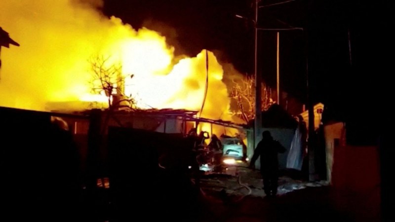 Мощен взрив до жп гарата в Киев, градът може да остане без централно отопление
