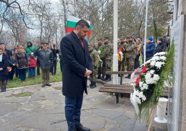 Патриотичен дух обзе община Родопи навръх Националния празник Трибагреници се развяха на