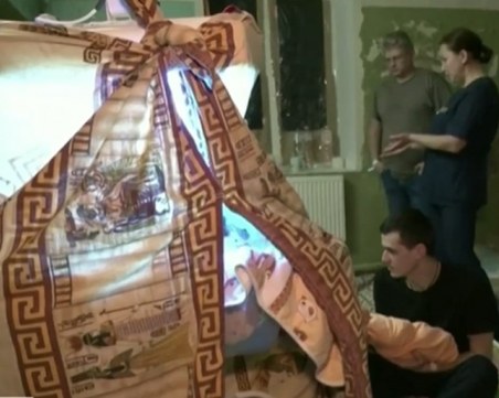 Десетки бебета се раждат под тътена на взривовете в Украйна