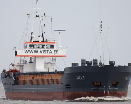 Естонски товарен кораб потъна край Одеса след експлозия