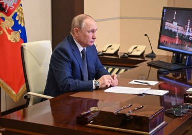 Руският президент Владимир Путин призова днес съседните държави да не
