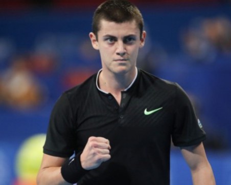 България поведе с 2:0 победи срещу Парагвай