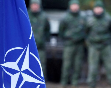 Столтенберг: НАТО не е част от конфликта в Украйна, не търсим война с Русия