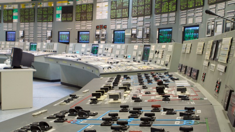 Руснаците са овладели контрола над Запорожката АЕЦ