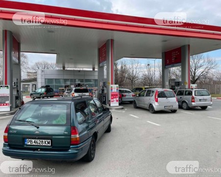 Ганев: Цените на горивата няма да спаднат докато продължава конфликтът в Украйна