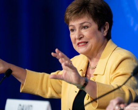 Кристалина Георгиева обеща на Зеленски бързо финансиране на Украйна