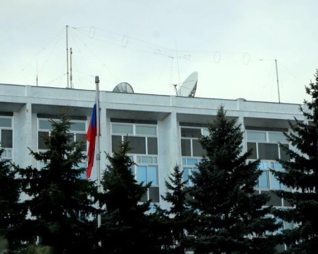 Руското посолство: Военните ни не се намесват в работата на украинските АЕЦ