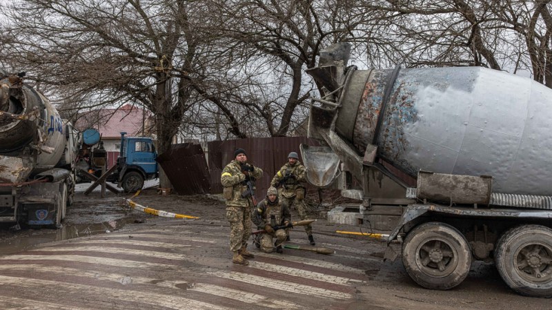 Офанзивата в Украйна е възобновена след временното прекратяване на огъня.