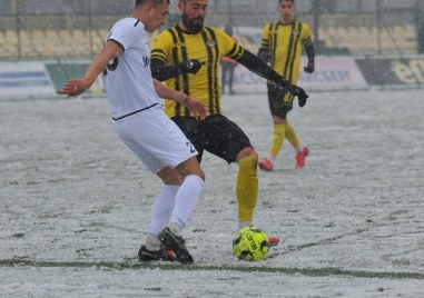 Дублиращият отбор на Ботев Пловдив записа равенство 1 1 със Септември