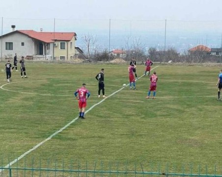 Дубълът на Локо с нова победа