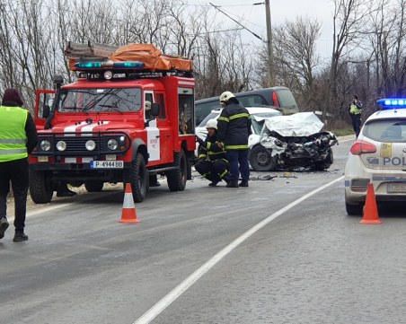Тежка катастрофа на пътя Русе-Бяла, има загинал и ранени