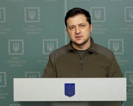 Зеленски: Украинската армия е пленила стотици руски войници