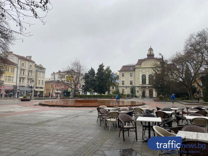 Снегът достигна и до Пловдив, в региона на Смолян вече натрупа