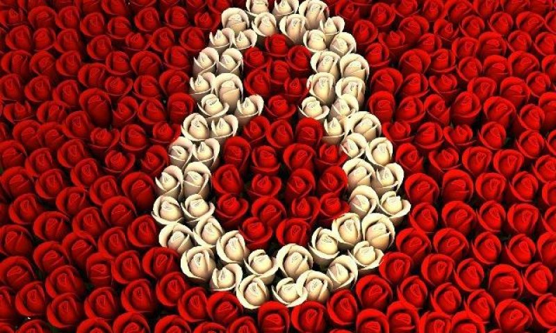 Честит 8 март, дами!