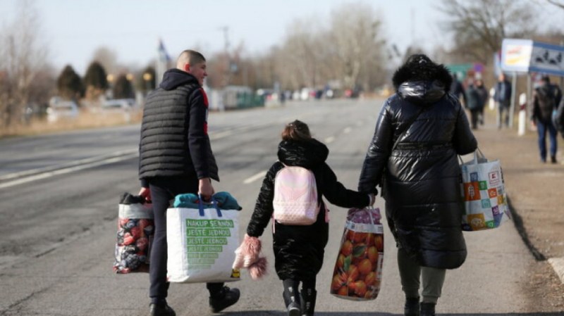 Украйна: Предложението на Русия за коридори за евакуация, водещи към нея и Беларус, е неморално