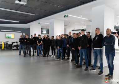 Футболистите и треньорският щаб на Ботев Пловдив посетиха фотоизложбата посветена