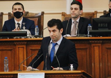 Премиерът на България Кирил Петков потвърди в Народното събрание че