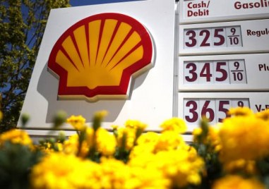 Нефтената компания Shell затваря обектите си в Русия Като първа първа