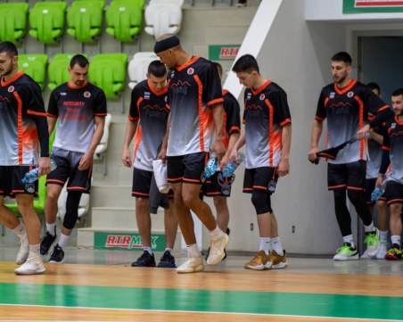 Академик с тежък жребий за Купата