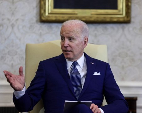 Байдън забранява вноса на руски петрол в САЩ