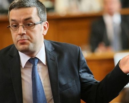 ГЕРБ: Правителството не се справя с кризата, очакват ни масови фалити и безработица