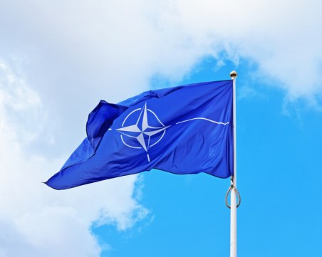 НАТО увеличава присъствието си в Латвия, за да покаже обединение на Русия