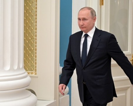 Путин: Офанзивата в Украйна е водена само от професионални военнослужещи