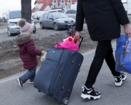 Украинските бежанци в Полша станаха 1.2 млн. души