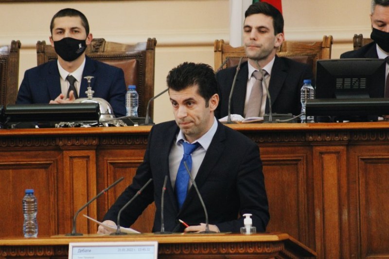 Премиерът на България Кирил Петков потвърди в Народното събрание, че