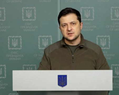 Зеленски: Обсъдихме хуманитарни коридори с Фон дер Лайен