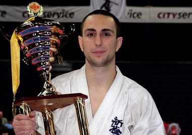 Многократният шампион по карате Валери Димитров бе удостоен със званието