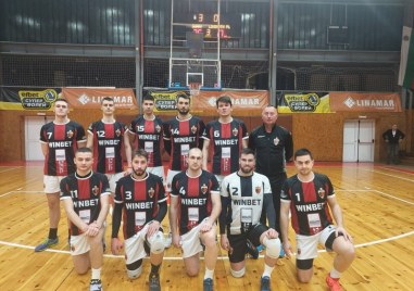 Волейболният Локомотив загуби с 1 3 гейма домакинството си на Сливнишки