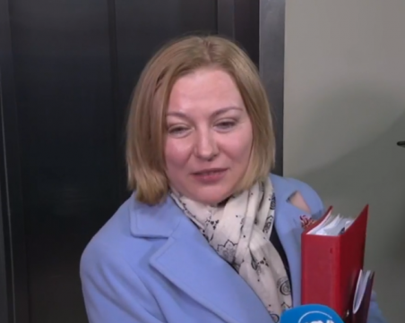 Отложиха разглеждането за отстраняване на Гешев до приемане на процедурни правила