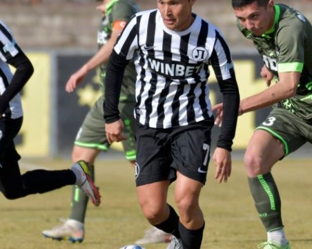 Умарбаев с повиквателна за националния отбор на Таджикистан