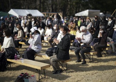 Япония дискретно отбелязва днес годишнина от тройната катастрофа на 11
