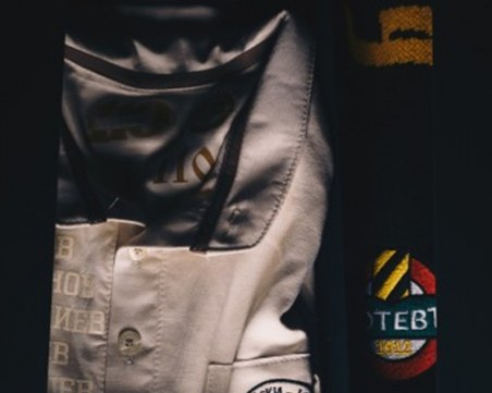 Ботев пусна лимитирана серия от артикули за 110-годишнината