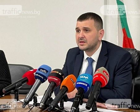 Йордан Иванов гледа законността на решението за 50-милионния заем