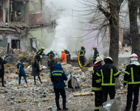 Украйна: Обстрелвана е джамия с 80 цивилни