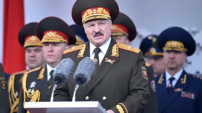 Беларус: Няма да участваме в руското нашествие в Украйна