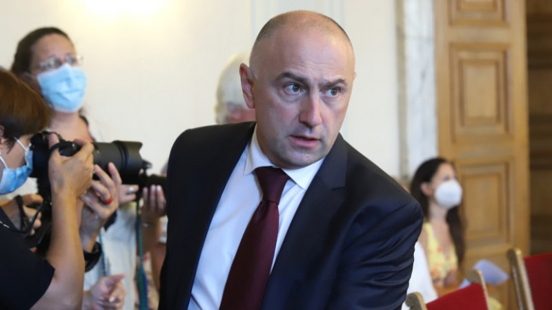 Каримански: Предстоят сериозни трудности, инфлацията ще скочи с 8.5%
