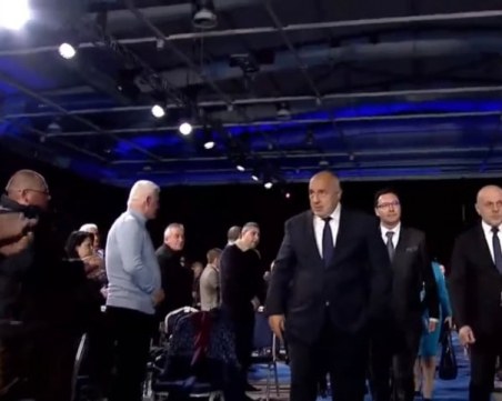 ГЕРБ избира нов председател! На влизане Борисов се ръкува със Здравко Димитров