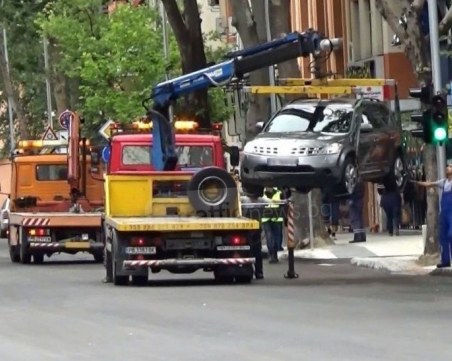 Кола с инвалиден стикер и БМВ вкараха ОП 